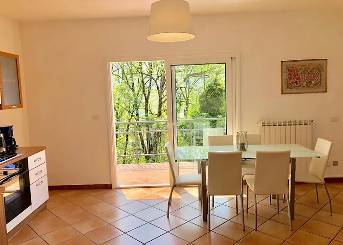 Residenza Ai Ronchi 1 2 6 4*