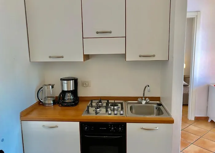 Apartahotel Residenza Ai Ronchi 1 2 6 Maccagno