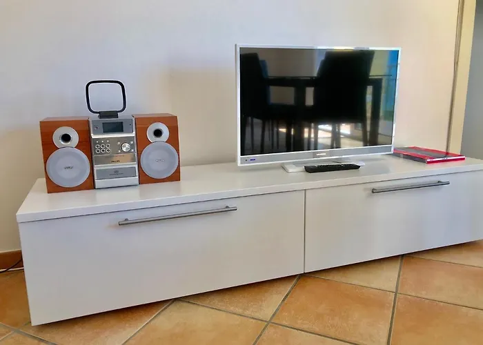 Residenza Ai Ronchi 1 2 6 Apartahotel Maccagno